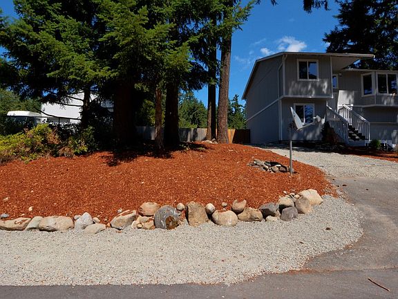 2nd image of 20519 La Paloma Dr E