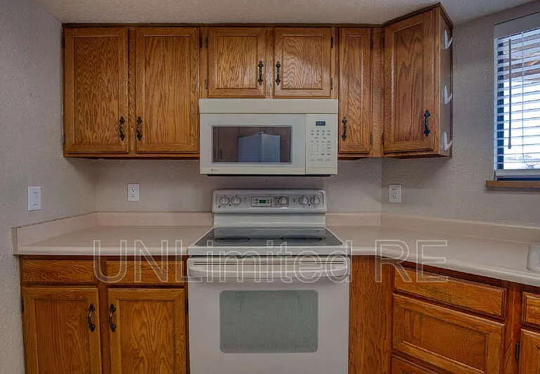 2512 Cisco Dr S — Photo 60