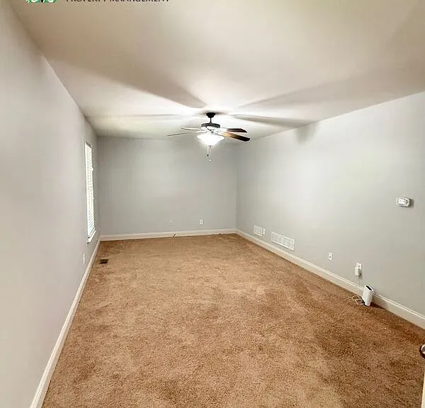 102 Oak Ridge Trl SE — Photo 17
