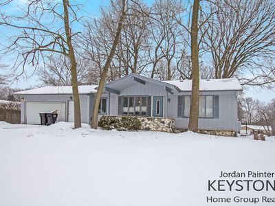 2249 Highlander Dr SE, Kentwood, MI, 49508