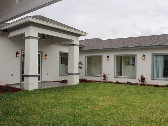 3rd image of 2901 Bobcat Dr