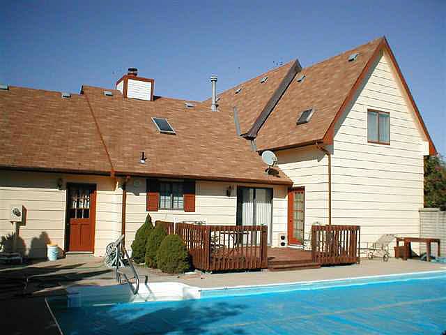 2nd image of 4011 N Cranberry St