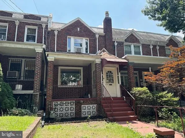 118 Longfellow St NW, Washington, DC 20011