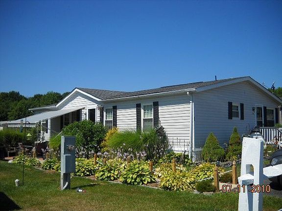 4th image of 218 Garner Dr