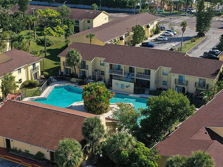 7501 Dolonita Dr #7501 — Photo 1