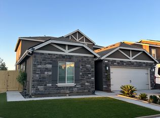 6084 E Inyo St, Fresno, CA 93727