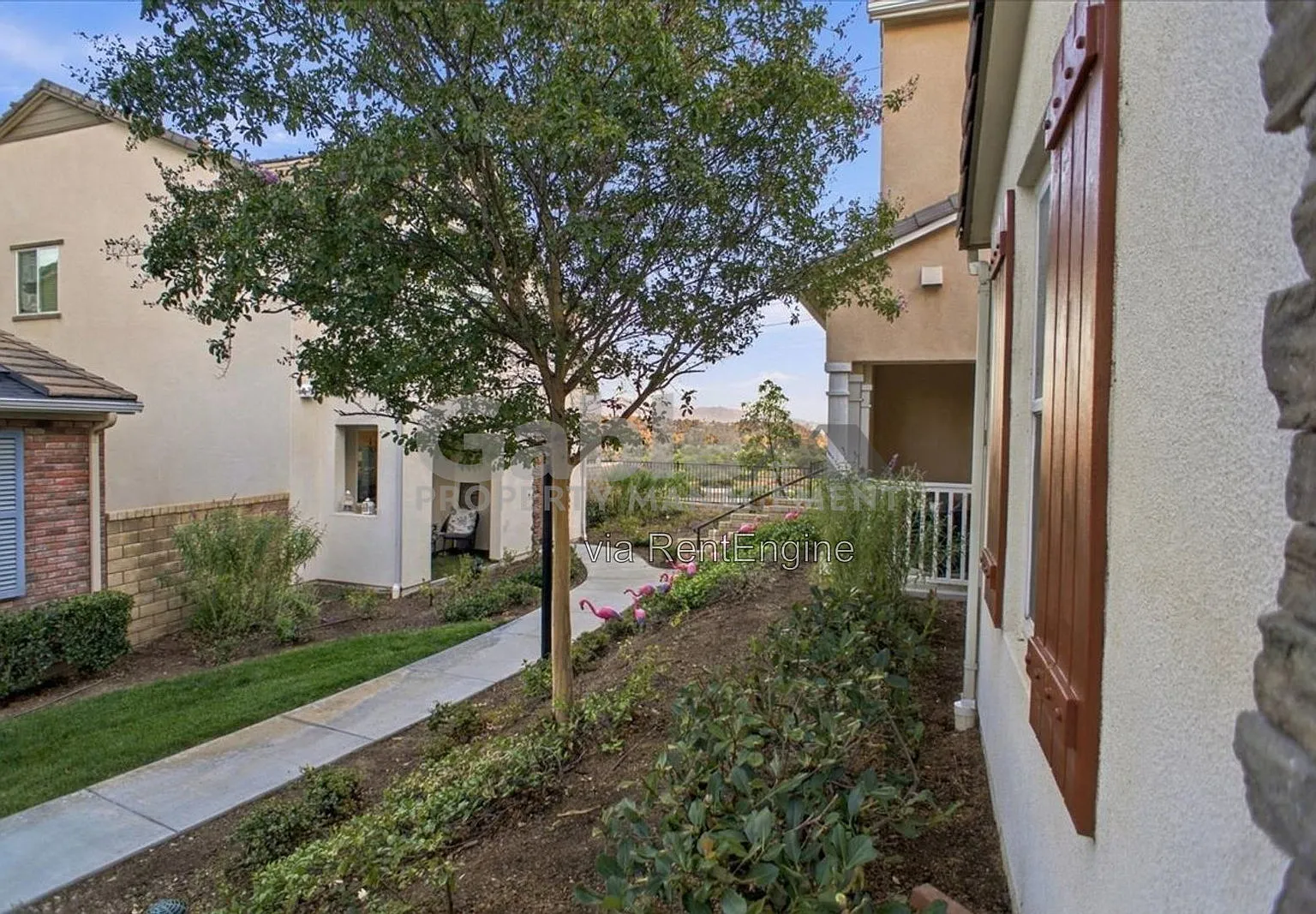 3 bed, 3.0 bath, 1678 sqft, $3,800 — Photo 3