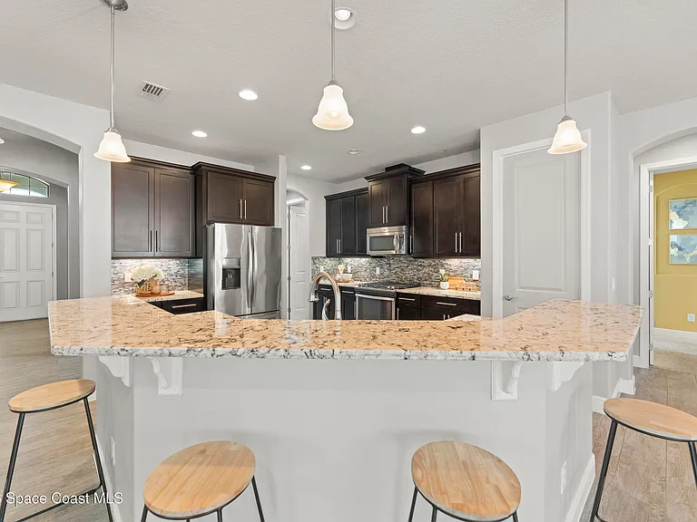 8426 Stalwart Cir — Photo 16