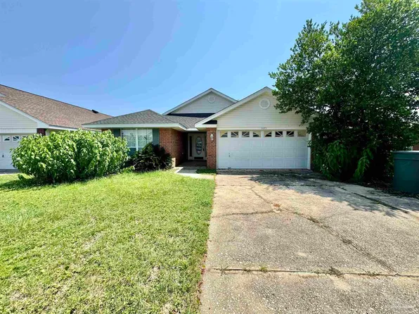 2073 Tujaques Pl, Pensacola, FL 32505