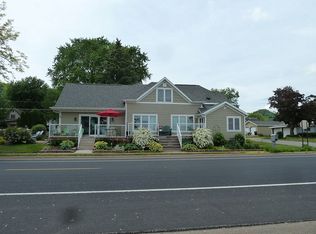 820 River St, Dakota, MN 55925