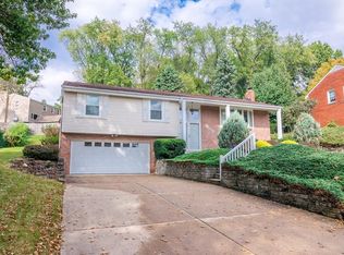 3598 Ashland Dr, Bethel Park, PA 15102