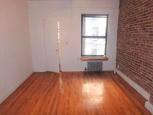 Rented by Banaco Property Group LLC | media 7