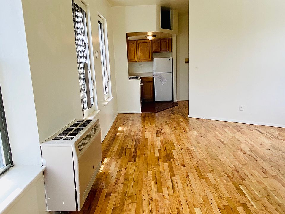 1st image of 71 W 109th St APT 5C
