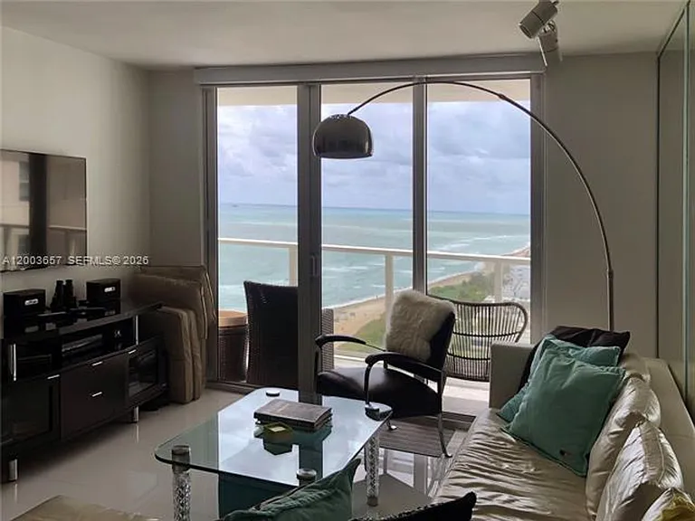5701 Collins Ave #1714 — Photo 17