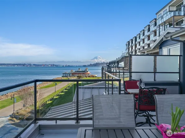 4961 Main Street #402, Tacoma, WA 98407