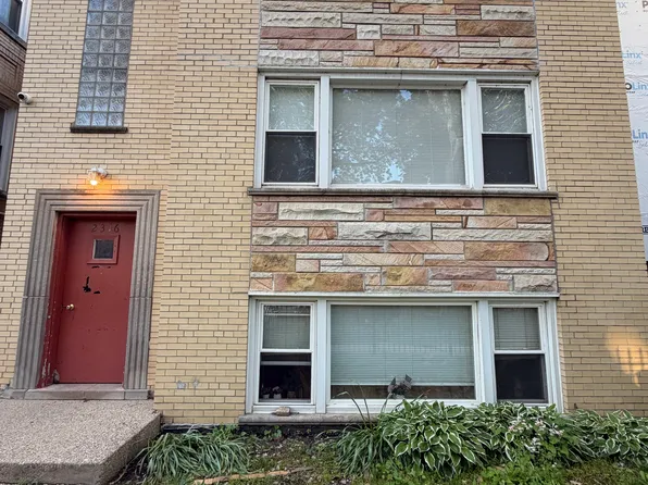 2316 W Arthur Ave #2, Chicago, IL 60645