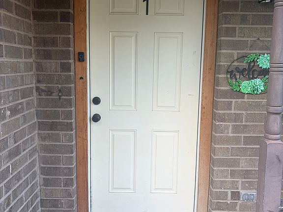 3rd image of 6307 Cambridge Dr APT 1