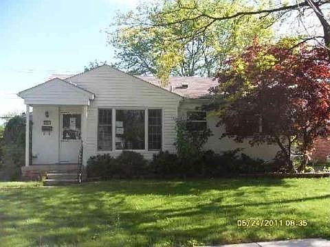 1st image of 23031 Lingemann St