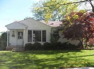 23031 Lingemann St, Saint Clair Shores, MI 48080
