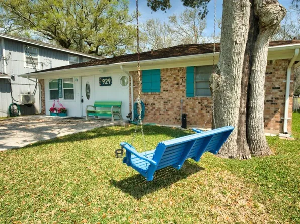 929 Private Road 652, Bay City, TX 77414