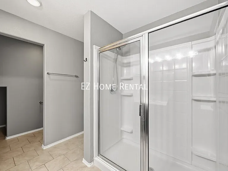 21615 Cavallo Ln — Photo 15
