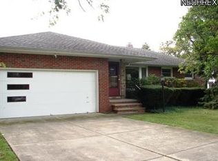 4652 Ammon Rd, Cleveland, OH 44143