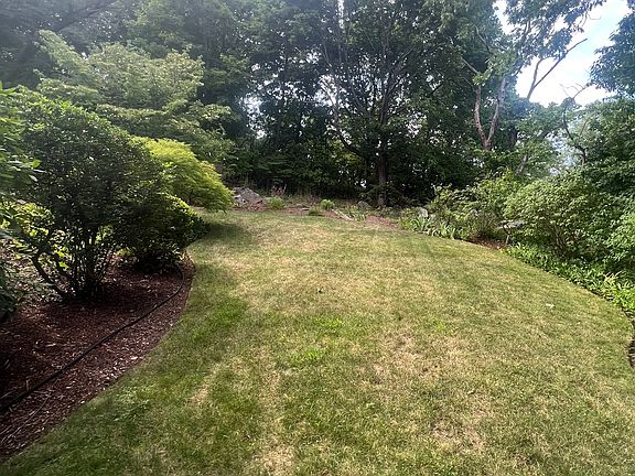 5th image of 67 Bartlett St #1