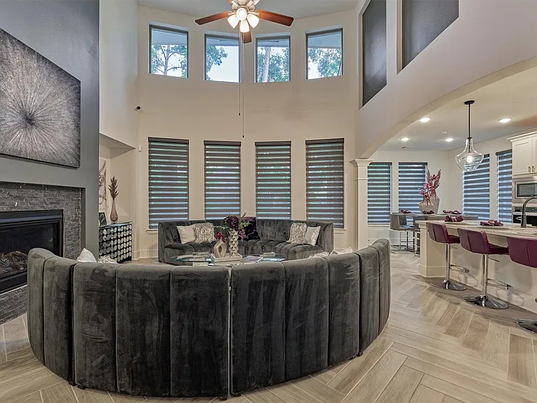 407 Tulip Tree Ct — Photo 24