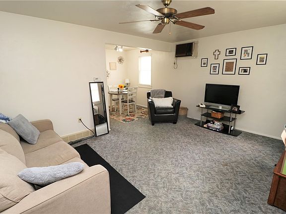 3rd image of 225 High St