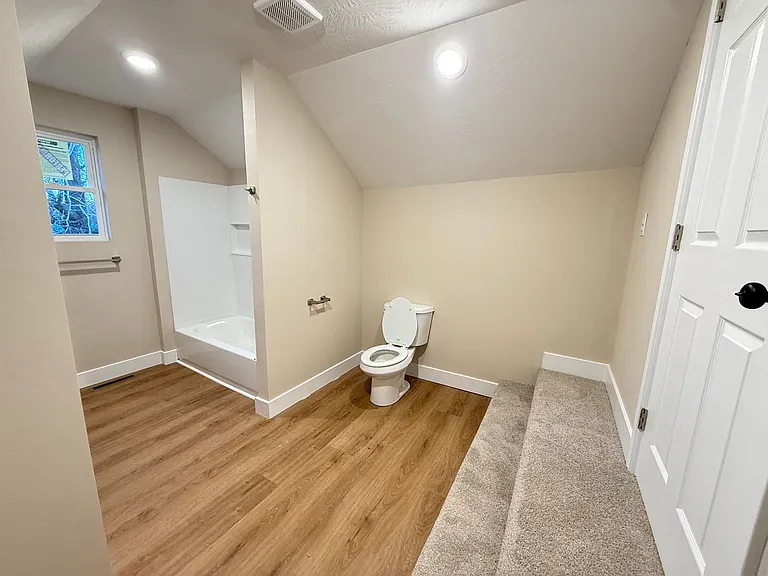 325 W Tyndal St — Photo 24