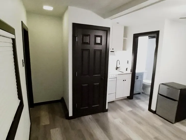 510 Main St #5 — Photo 3