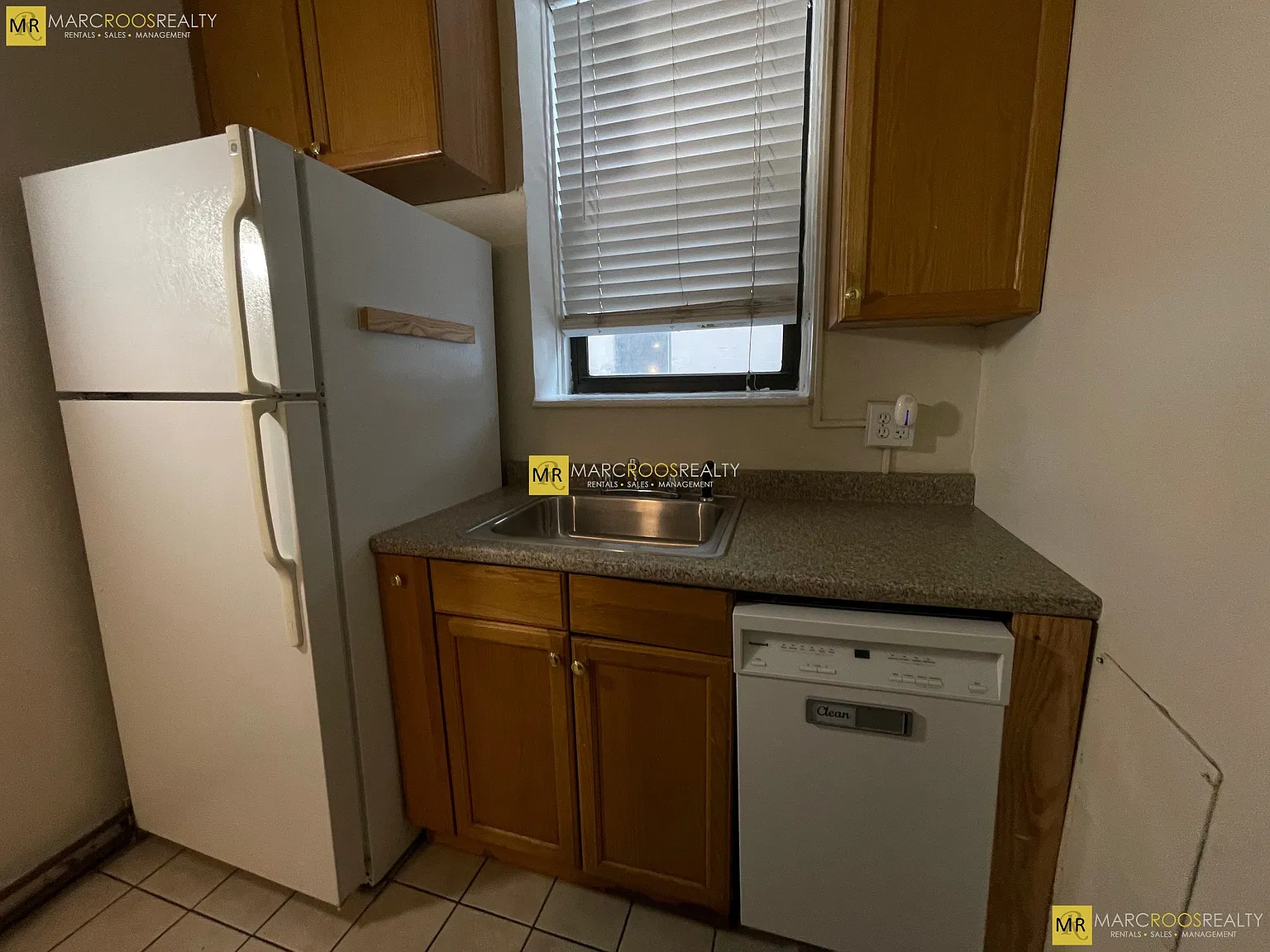 2 bed, 630 sqft, $2,900 — Photo 1