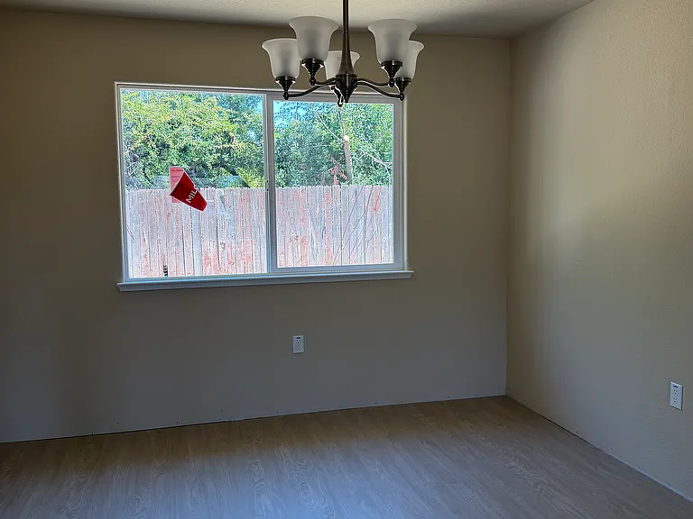 7895 McLin Way — Photo 6