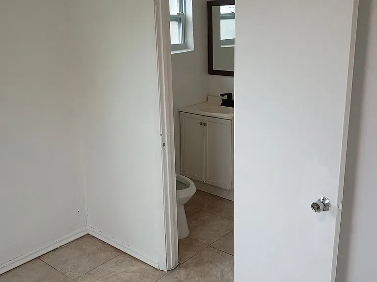 1848 SW Harlem Cir #1838 — Photo 7