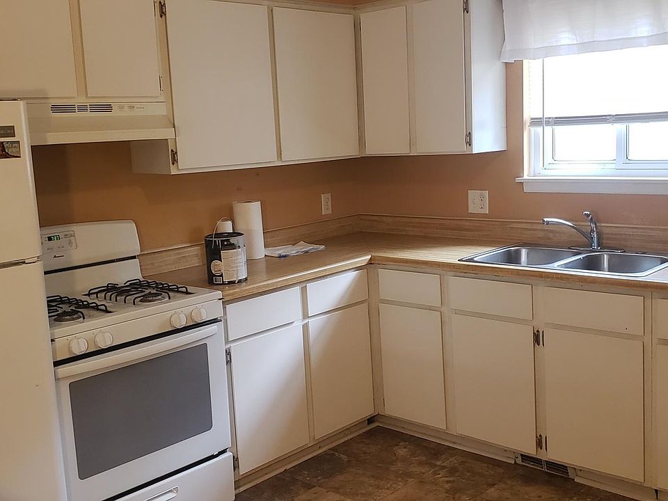 1st image of 9086 Lincoln Dr