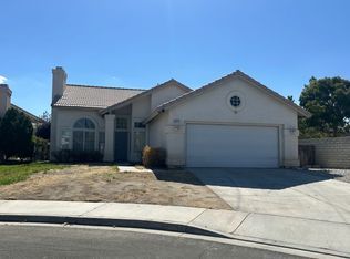 14151 Roan Rd, Victorville, CA 92394