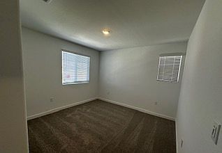 5th image of 3669 Vestland Ct
