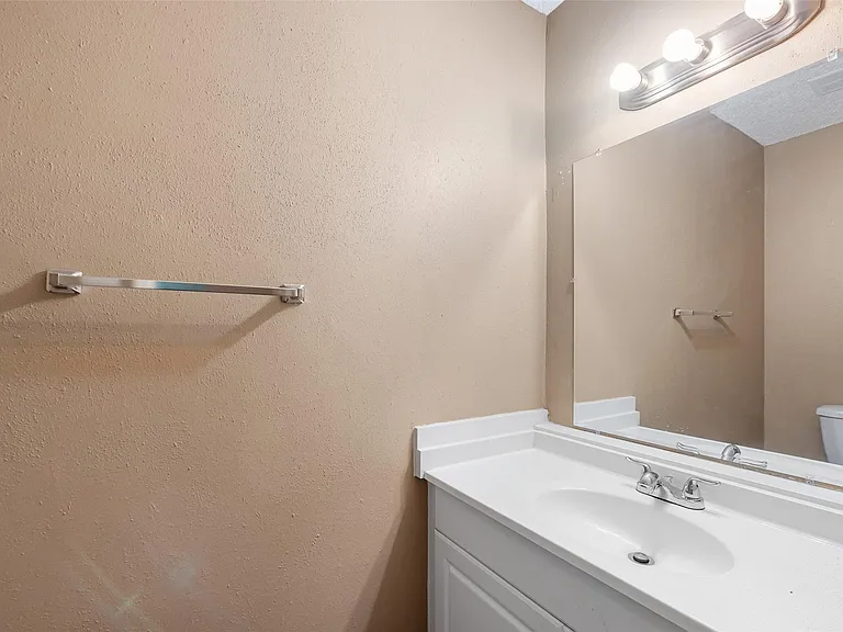 12400 Brookglade Cir #15 — Photo 20