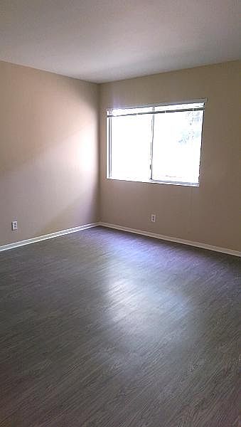 1st image of 1260 Havenhurst Dr #103