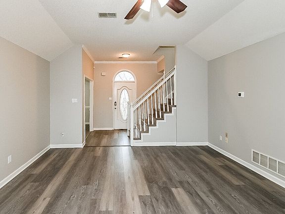 5th image of 5899 Michaelson Dr