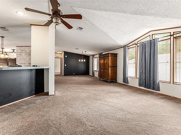 5th image of 8960 SW 32nd Ter