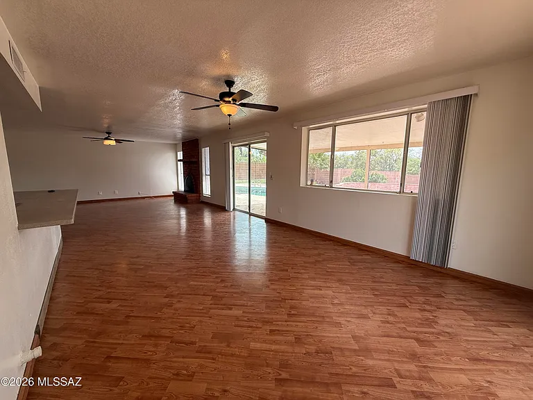 625 N Brown Ave — Photo 8
