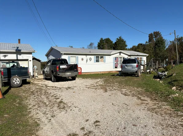 484 Hamilton Rdg, Ravenswood, WV 26164