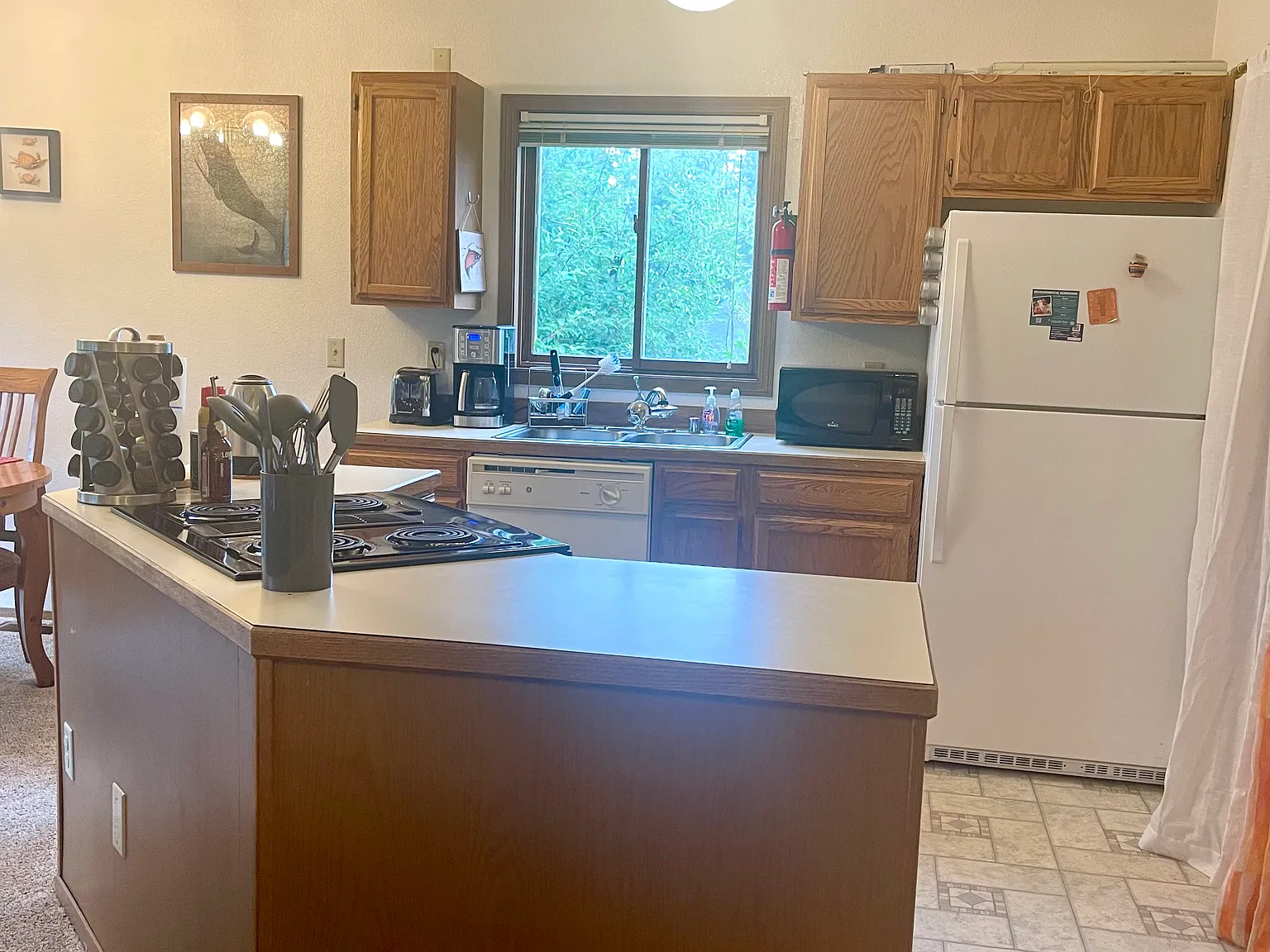 3 bed, 1100 sqft, $2,250 — Photo 4