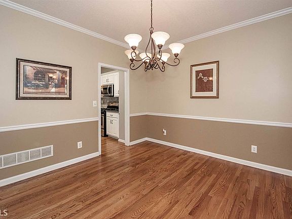 4th image of 5971 Sequoia Ln