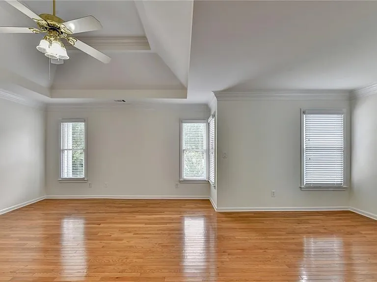 10645 Honey Brook Cir — Photo 35