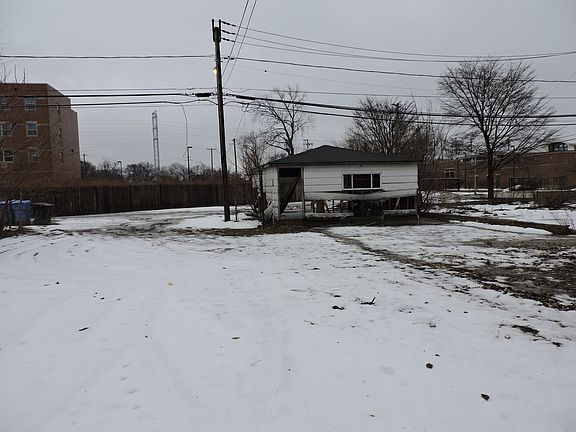 3rd image of 11835 S Peoria St