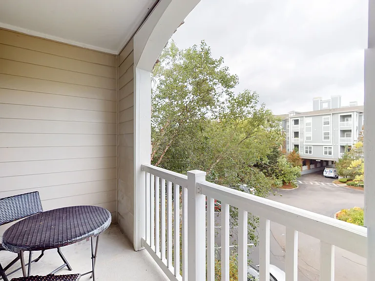 Ridge at Blue Hills — Photo 43