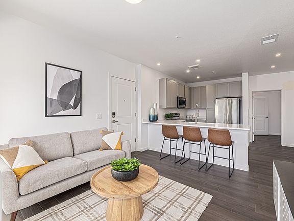 2nd image of 1650 N Sheridan Blvd #106