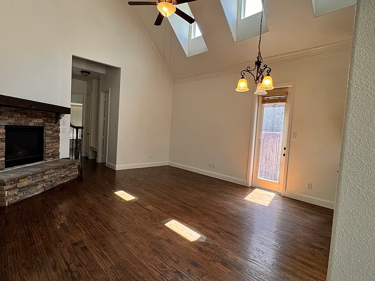 1212 Prescott St — Photo 4